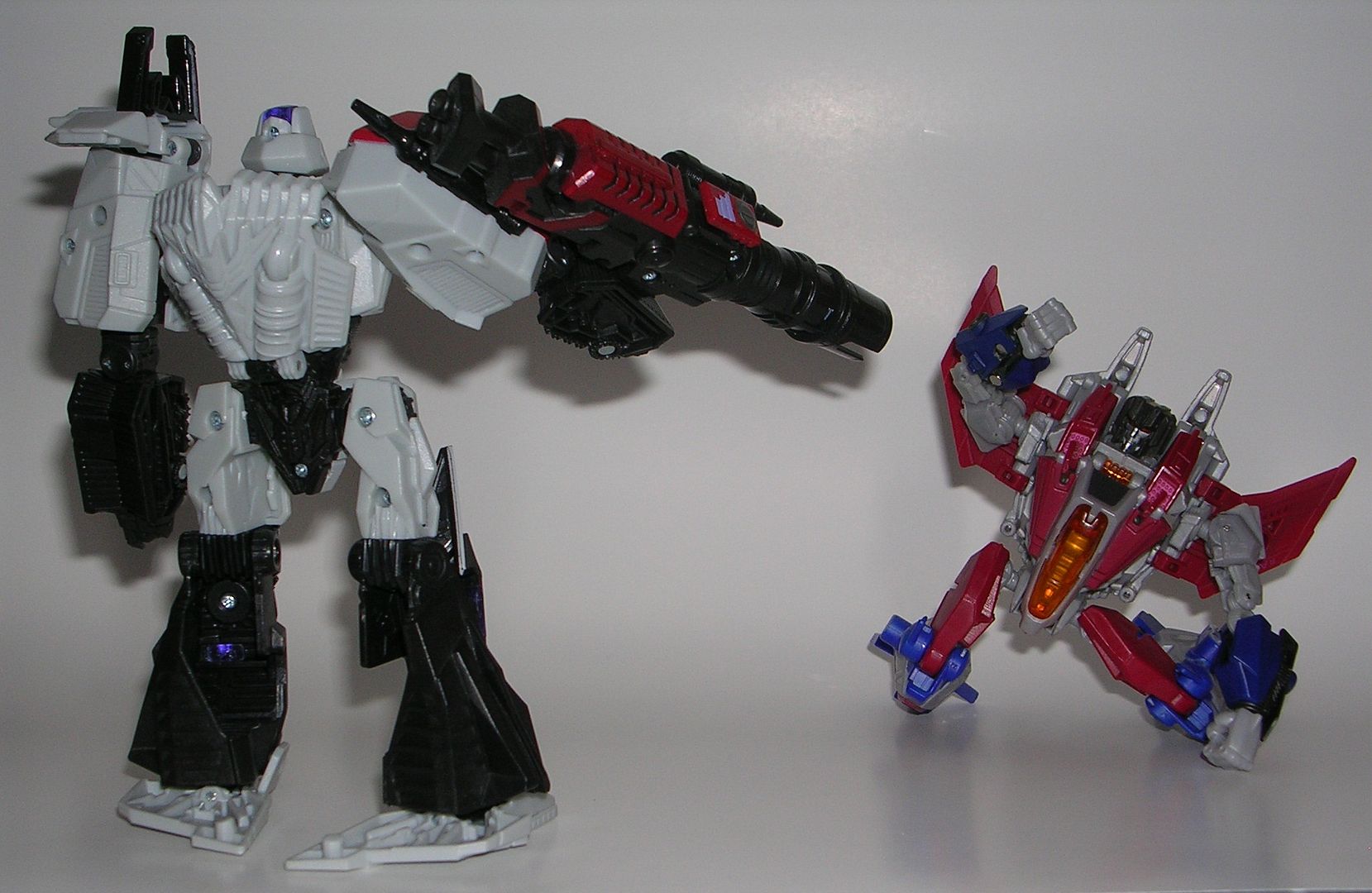 transformers fall for cybertron toys